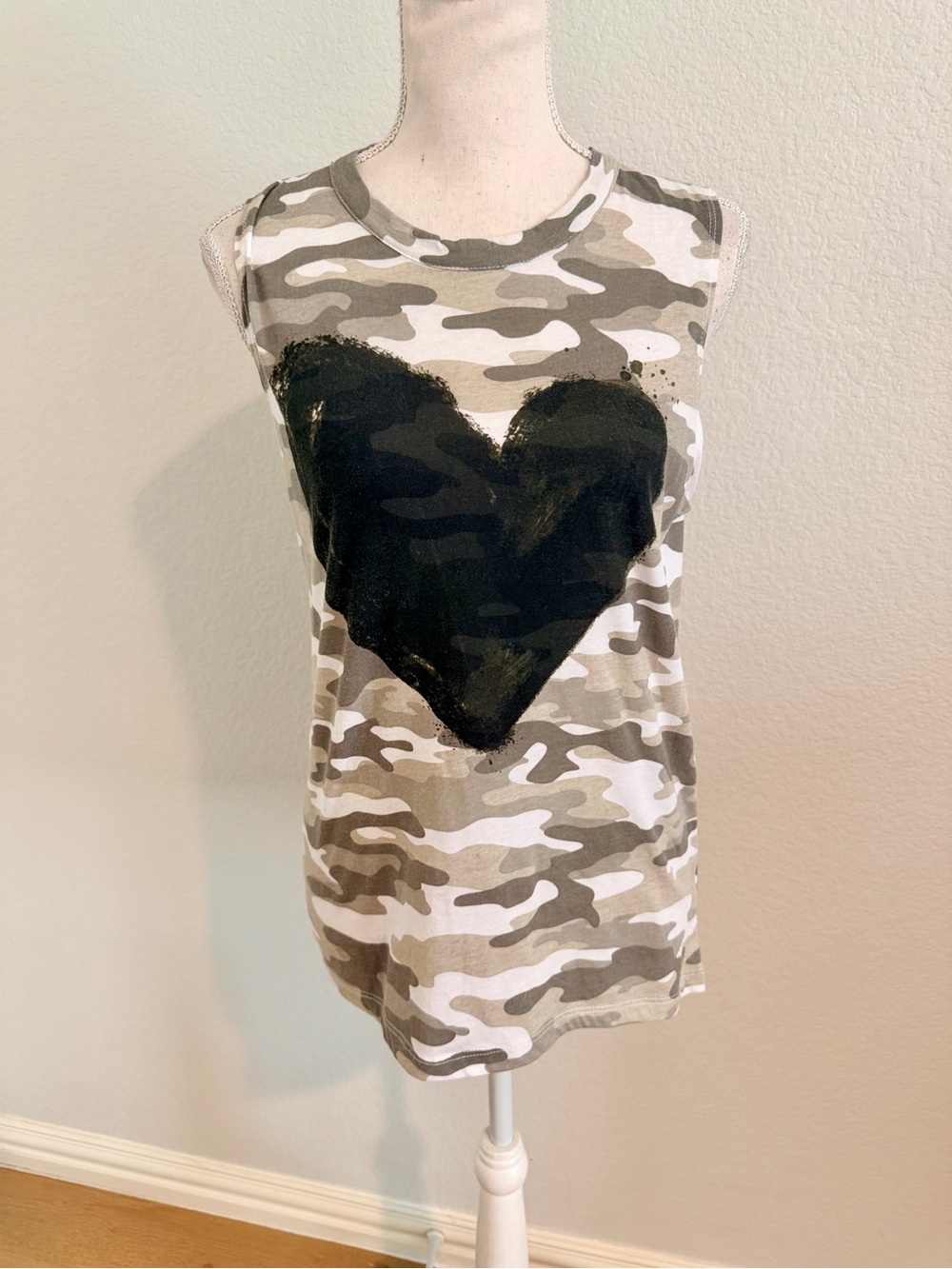 Evereve Camo Heart Tank
